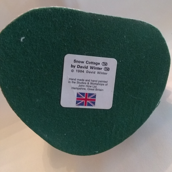 David Winter Snow Cottage England 1984 - Picture 2 of 5